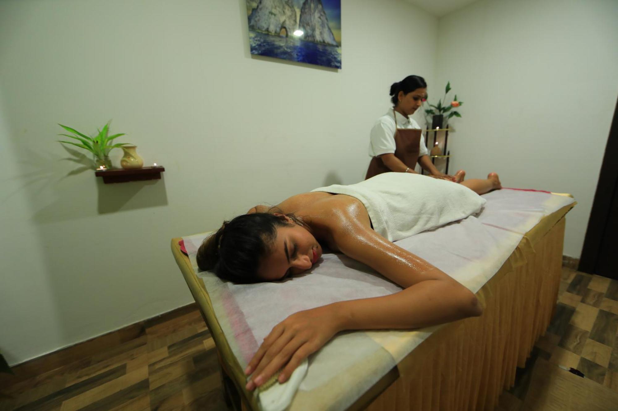 Parampara Resort & Spa, Coorg Kushālnagar 外观 照片